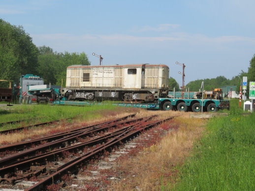 f4